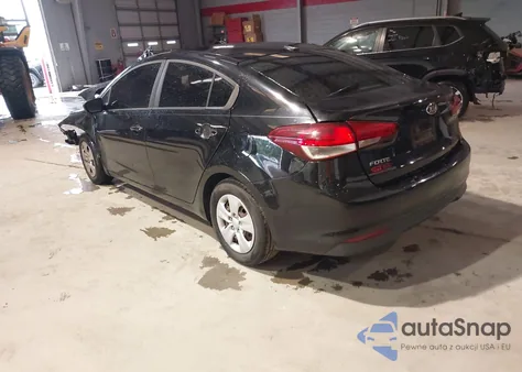 2017 Kia Forte Lx из США, поврежденный, VIN 3KPFK4A76HE094377